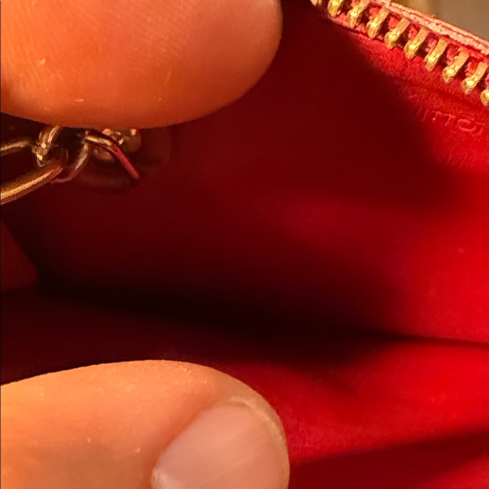 Louis Vuitton Red Vernis Card Holder - Picture 9 of 9